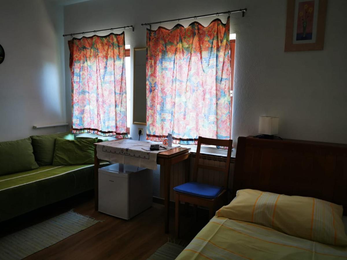 Hotel Goldene Krone มิสเทิลบาค ภายนอก รูปภาพ